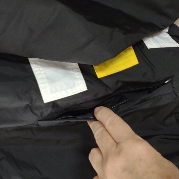 MEN'S Adidas Windbreaker Jacket - Picture 4 of 11